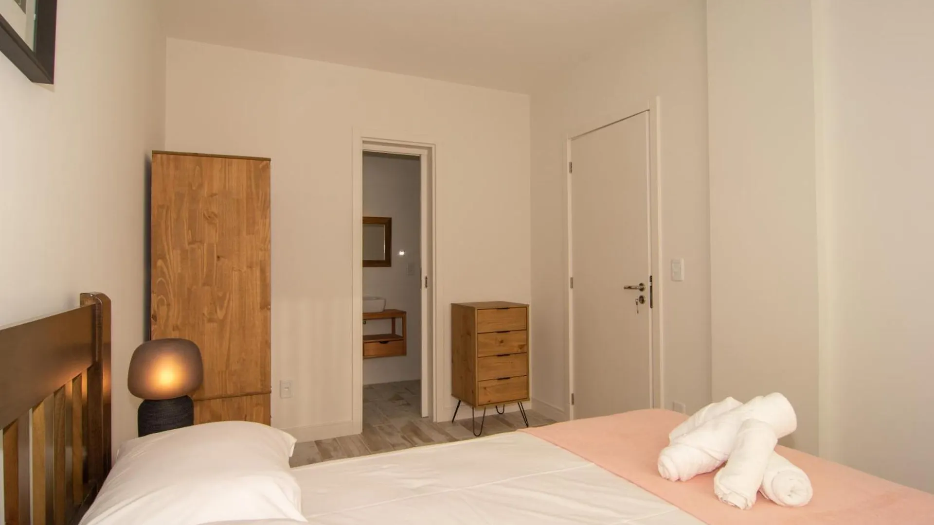 Apartment Apto Completo A 3 Min Da Praia No Campeche P363 Florianopolis
